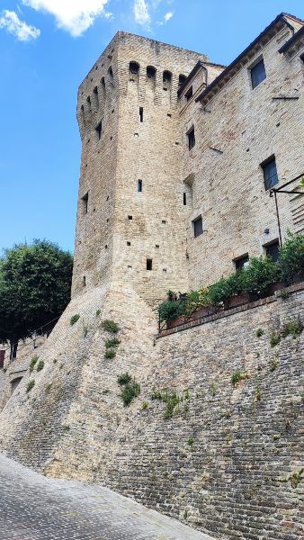 Porta da Bora e Torre del Sud - Antichi torrioni di Castrum Malleani